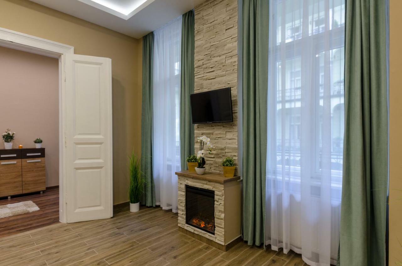 Modern, Luxury Flat In The Heart Of Budapest Eksteriør billede